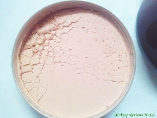 Lakme Loose Powder - Texture