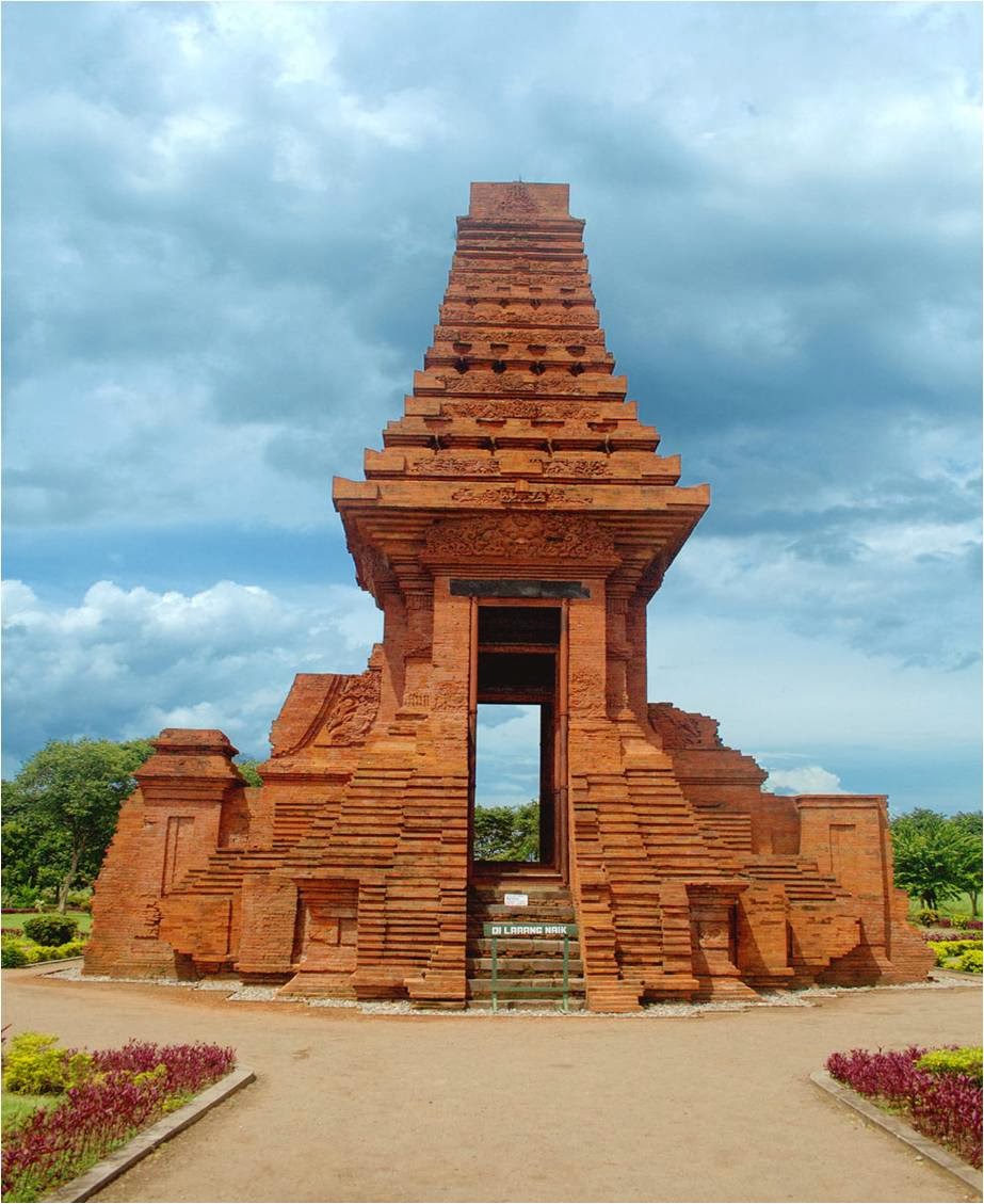 ☣Surya A☠: PERBEDAAN CANDI di JAWA TENGAH, JAWA TIMUR