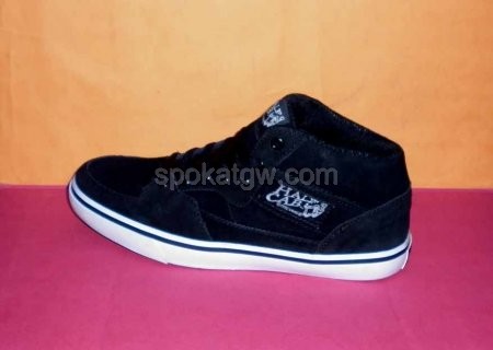 vans half cab kw