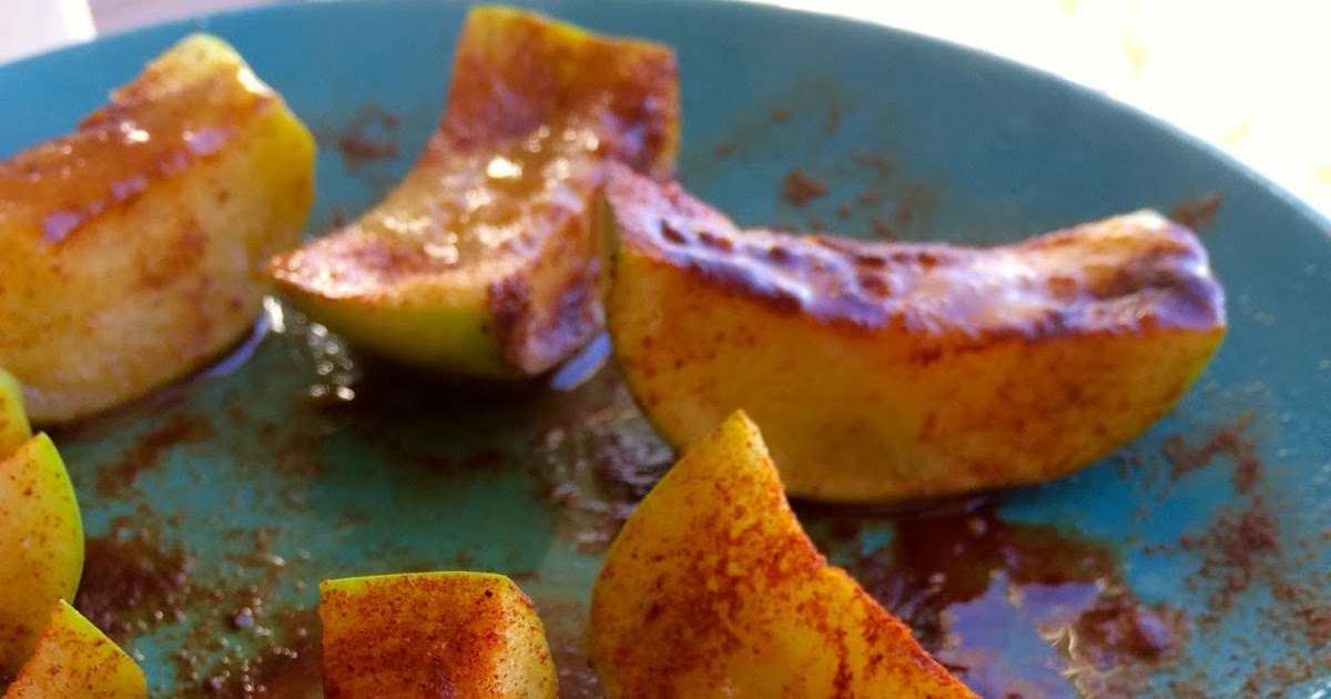 The Hungry Lightweight Microwave Baked Cinnamon Apple
