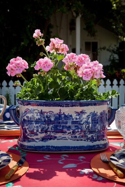 Chinoiserie Chic: Blue and White Chinese Planters