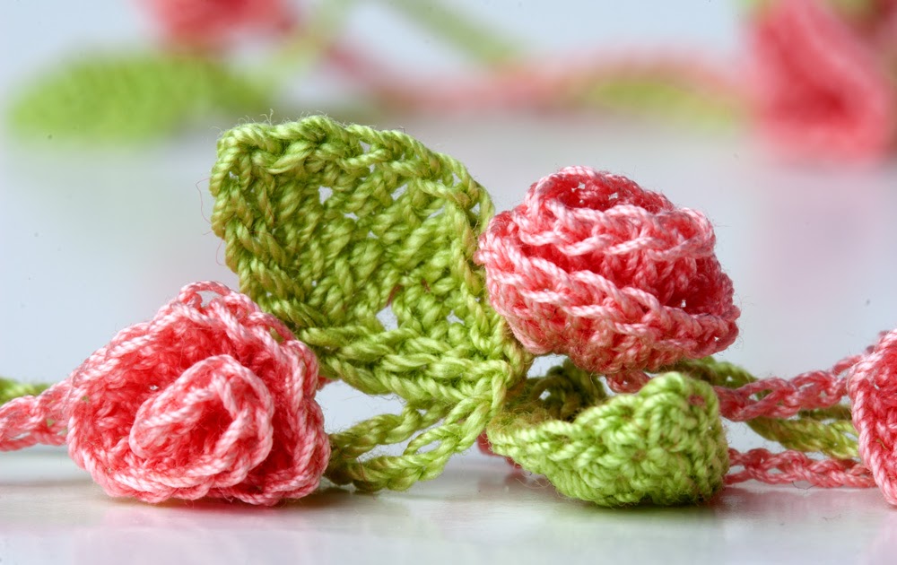 Yarn Twist: New Crochet Necklace - Rose Garden