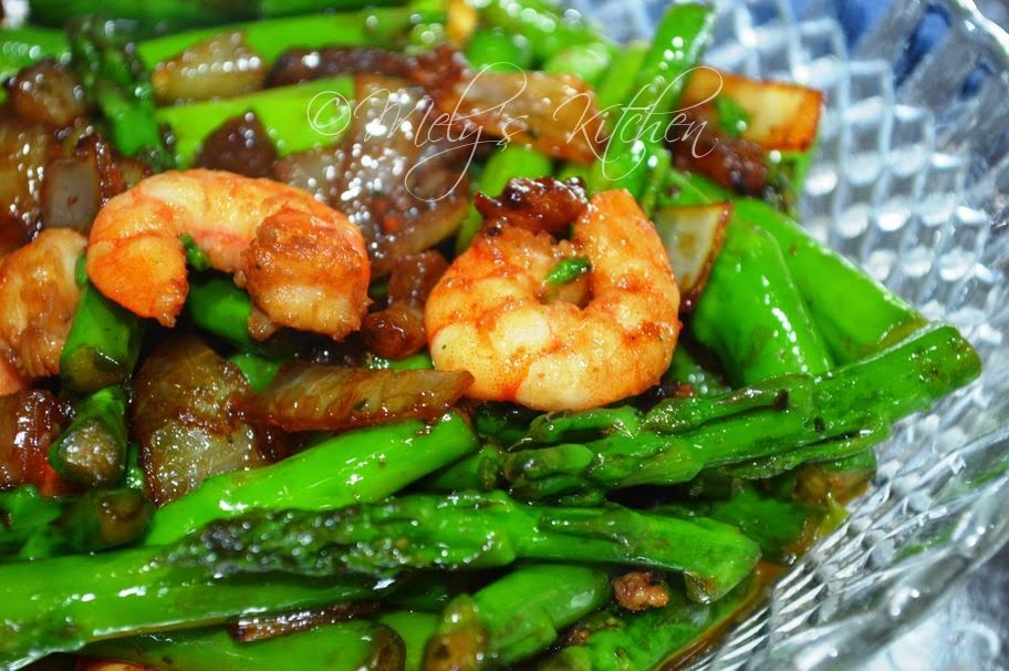 Mely's kitchen Asparagus with Oyster Sauce
