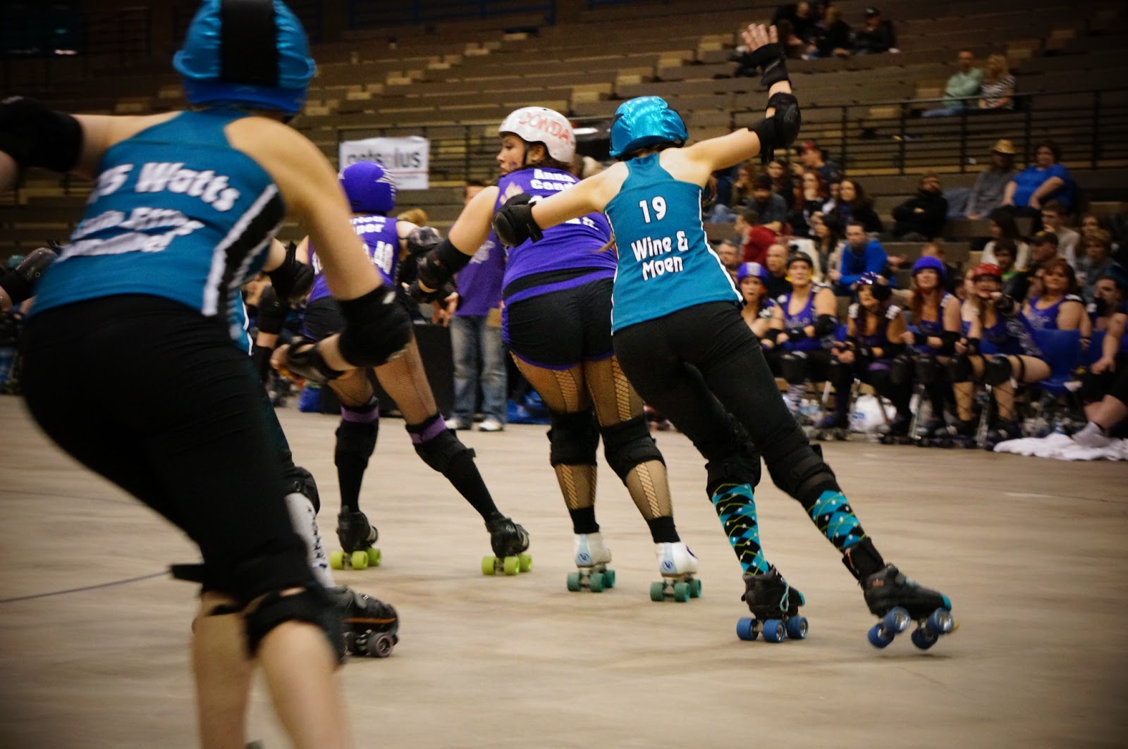 roller derby dunks