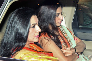 Tabu Diwali celebration at Amitabh Bachchan House Tabu Diwali celebration at Amitabh Bachchan House