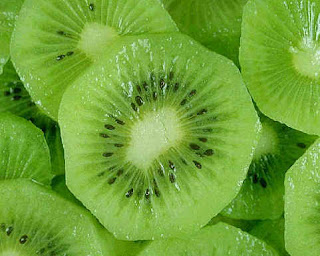 Gambar Buah Kiwi Hijau Segar Gambar Buah Kiwi Hijau Segar
