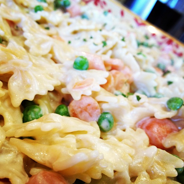 Creamy Pasta with Peas and Carrots Cream Cheese and Marscarpone