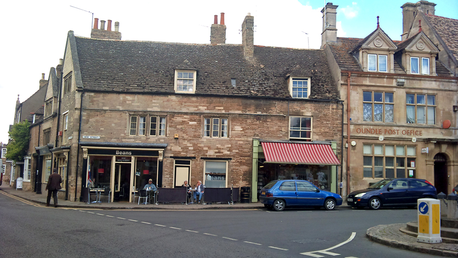 Howards Cappuccino Blog Beans coffee shop in Oundle, Northamptonshire
