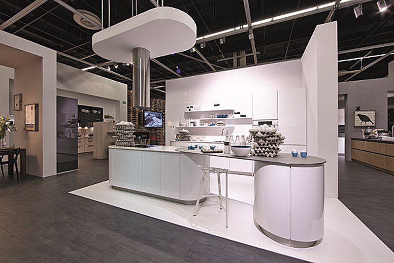 Líneas curvas en la cocina, suaviza los ángulos - Cocinas Ricardo