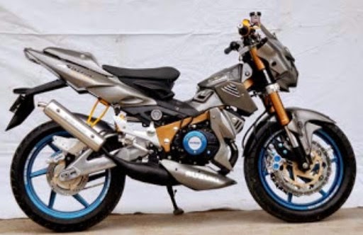 Modifikasi Suzuki Satria F150 Silver Light