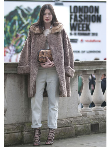 LONDON FASHION WEEK FALL 2013 | STREET STYLE