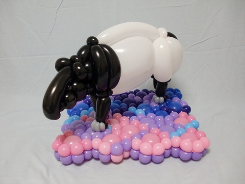 34-Tapir-Masayoshi-Matsumoto-isopresso-3D-Balloon-Sculptures-Animals-Insects-and-Human-www-designstack-co