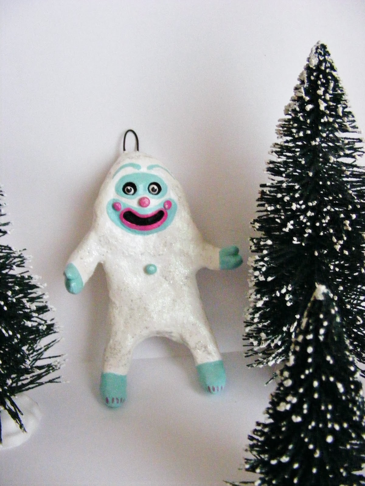 MAGIKAL SEASONS Yeti and other frozen things