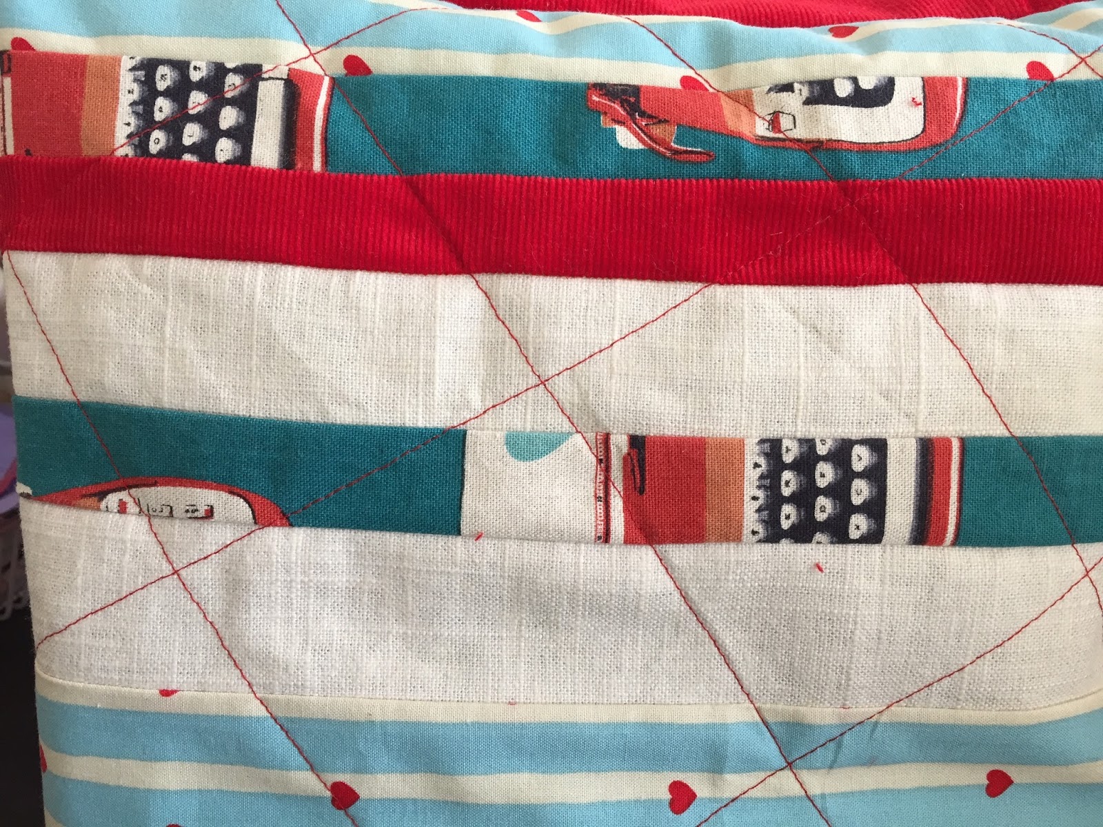 LifeIsSew Quilted Serger Cover