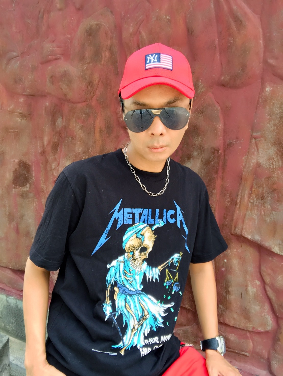 徐瑋代言【Metallica】重金屬合唱團美系男潮T、帽子、褲子，完美比例，超吸睛 !