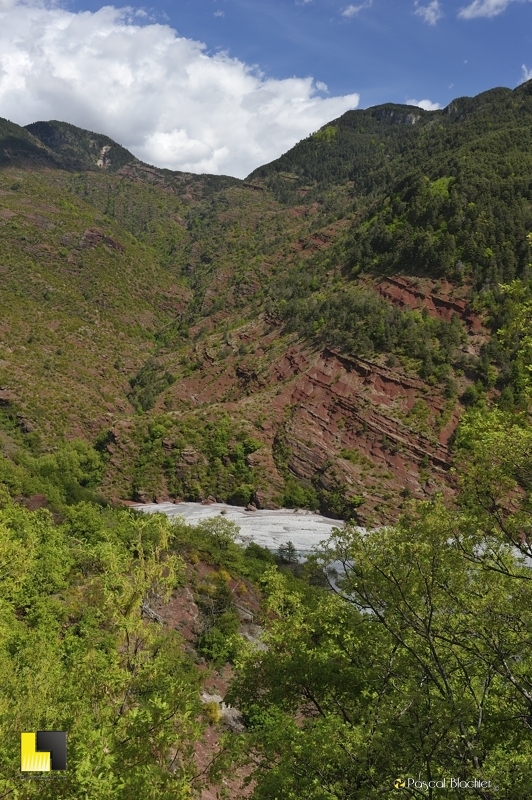 les gorges de daluis avec le var photo pascal blachier