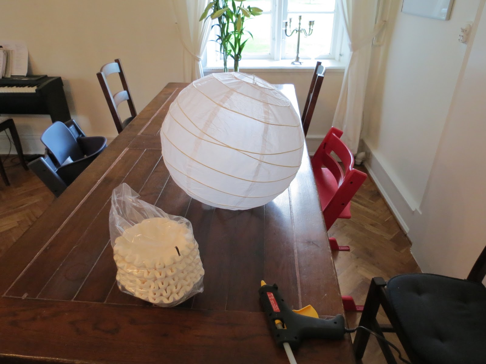 Diy til kaffefilterlampe
