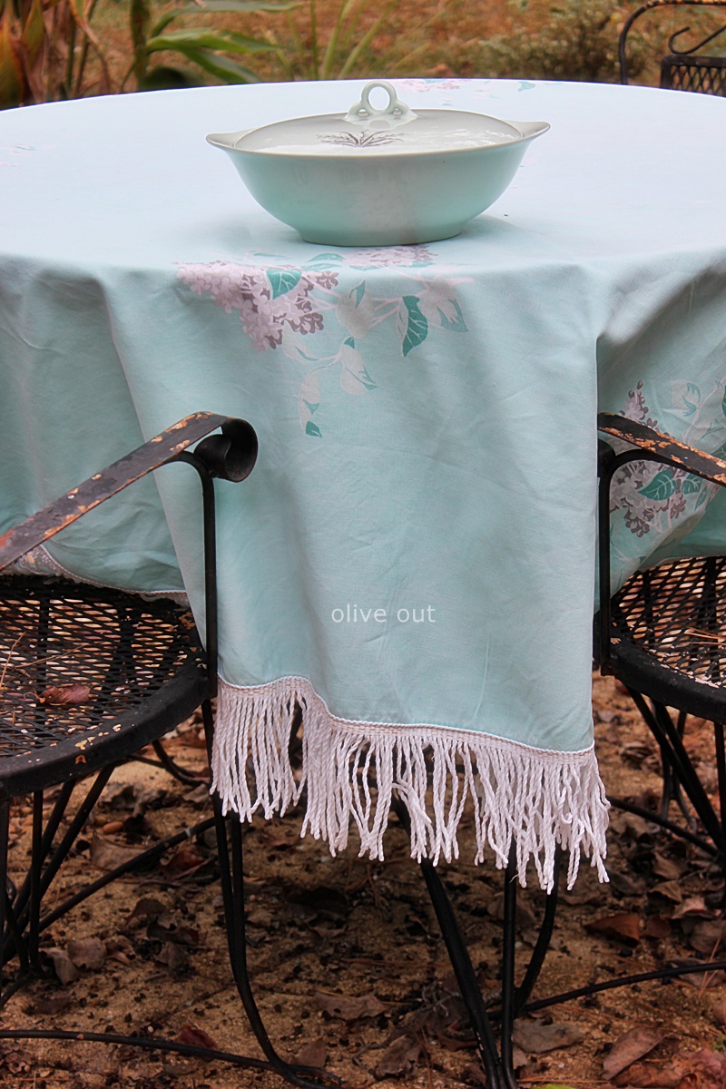 Olive Out Fringed Vintage Tablecloths