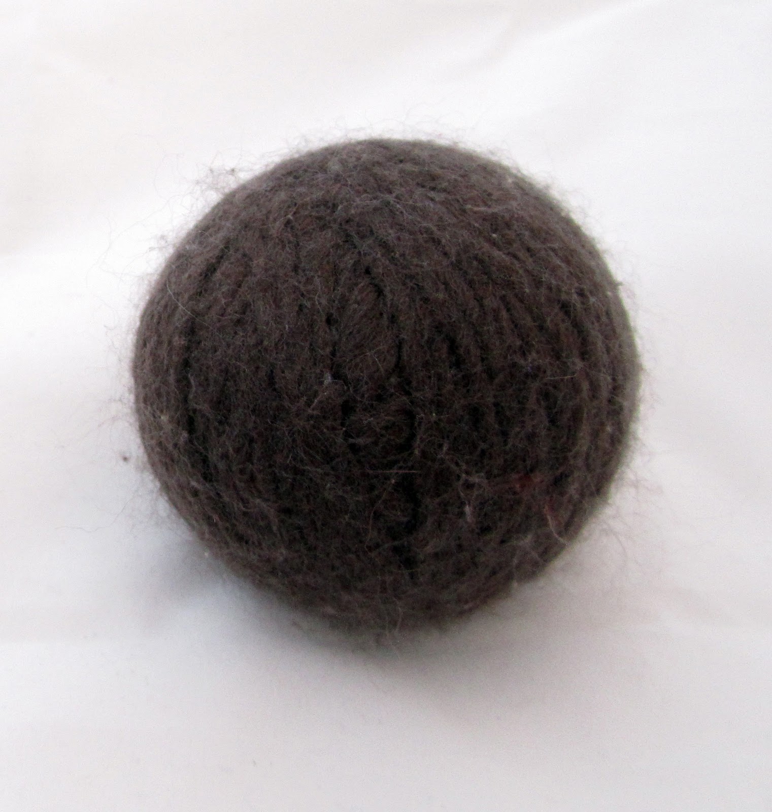 created blissfully Felt Dryer Balls Tutorial