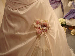 Fiore in resina per abito sposa