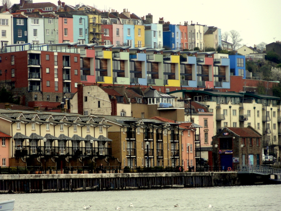 TRAVEL AND LIFESTYLE DIARIES The Iconic Colourful Houses