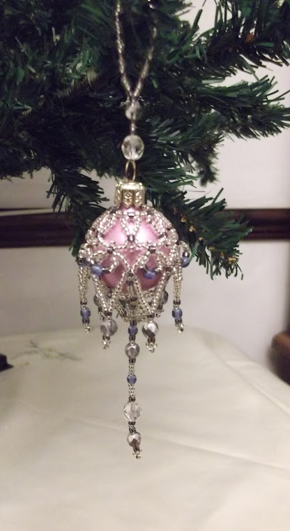 Another bauble from Spellbinders Beads kit