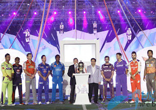 IPL Team Captains With IPL Trophy IPL Team Captains With IPL Trophy