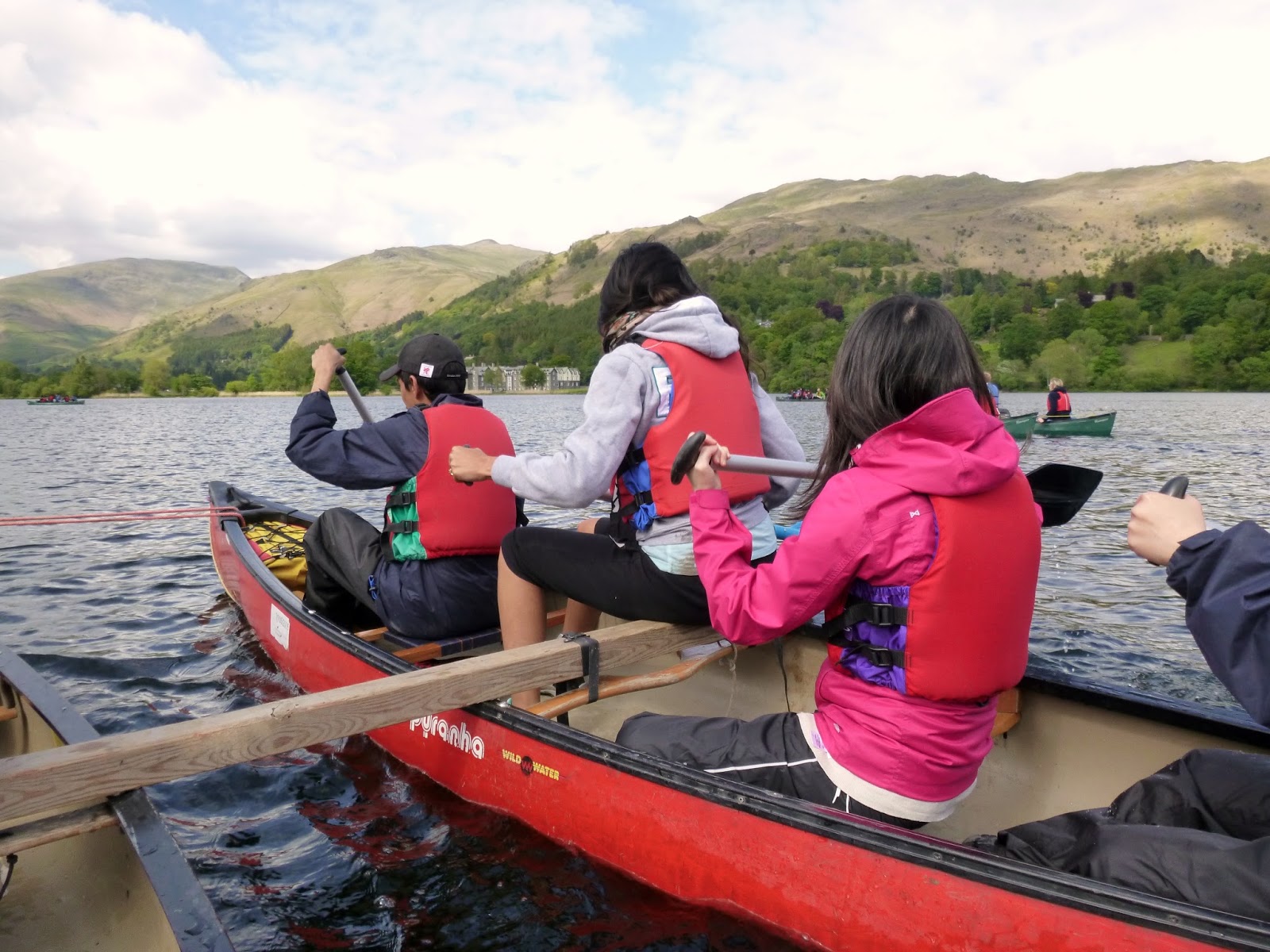 Outdoor Courses for Scrambling, Climbing, Kayaking & Mountain