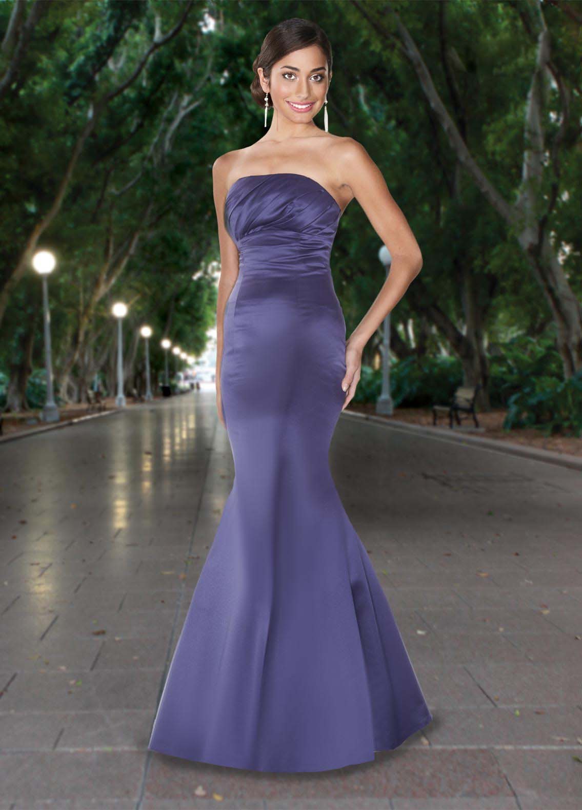 Alternative Wedding: long dresses