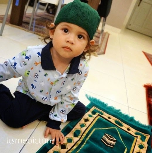Anak Tomok Yang Makin Comel, Sekali Pandang Nampak Macam Perempuan (12 Gambar) Anak Tomok Yang Makin Comel, Sekali Pandang Nampak Macam Perempuan (12 Gambar)