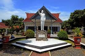 http://backpacker-wisata.blogspot.com