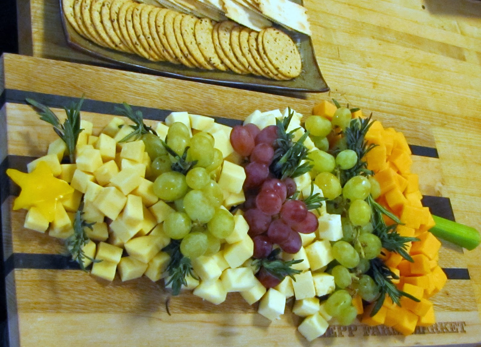 Mennonite Girls Can Cook Christmas Tree Cheese Platter