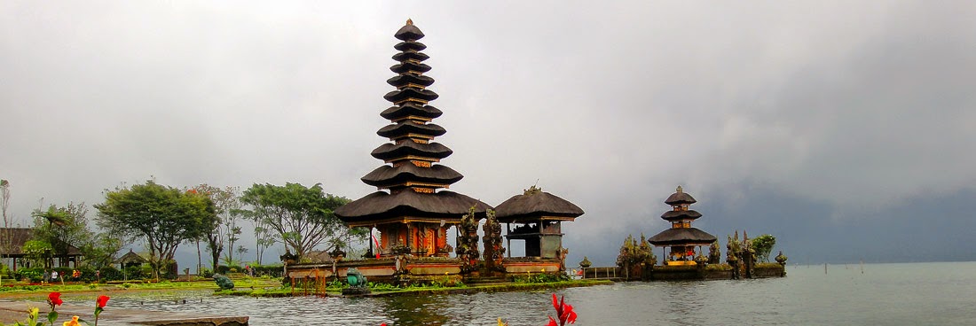 Pictures of Bali and travel information