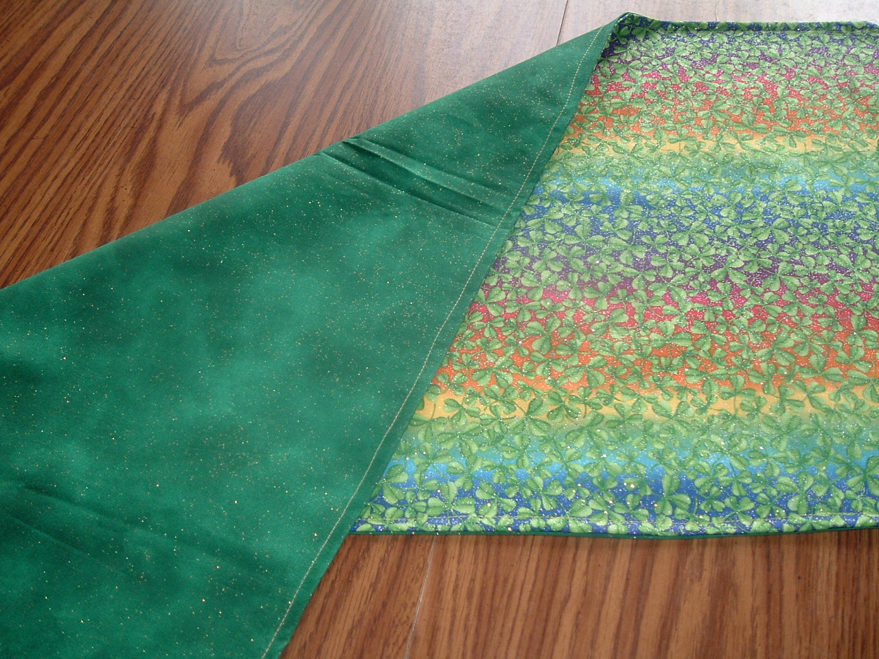 Homespun Inspirations Double Sided Table Runners