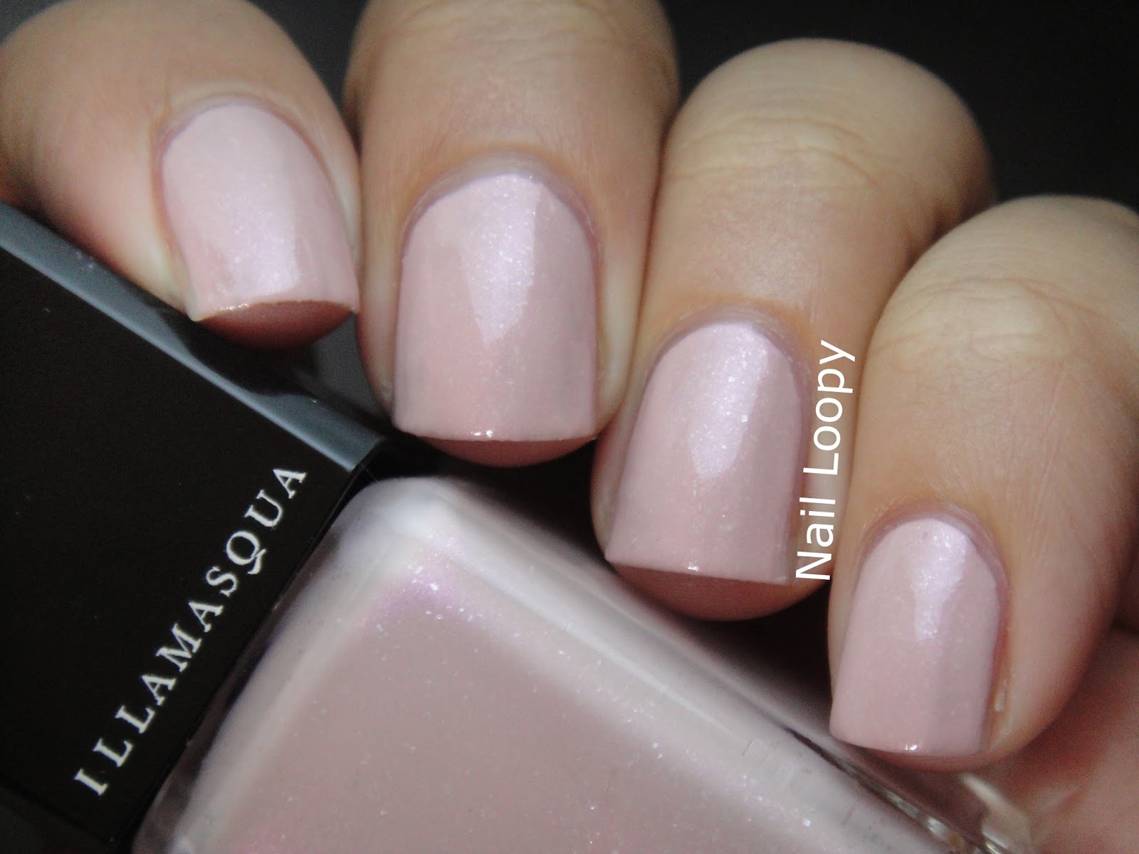 nail loopy ILLAMASQUA PINK RAINDROPS