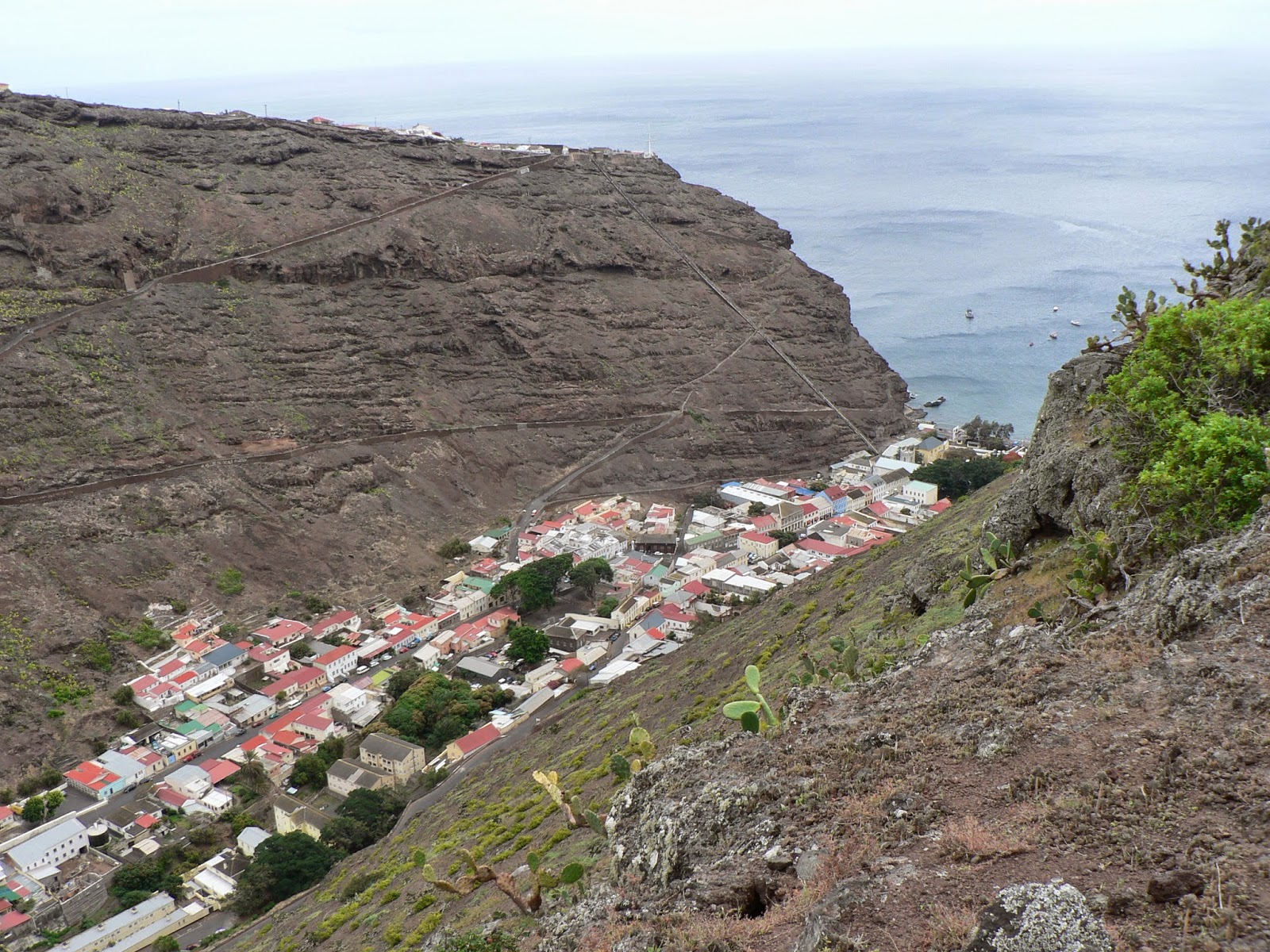 JAMESTOWN, THE CAPITAL OF SAINT HELENA Klima Naturali™