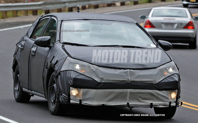 2014-Toyota-Corolla-spied-front-three-quarter-3-1024x640.jpg