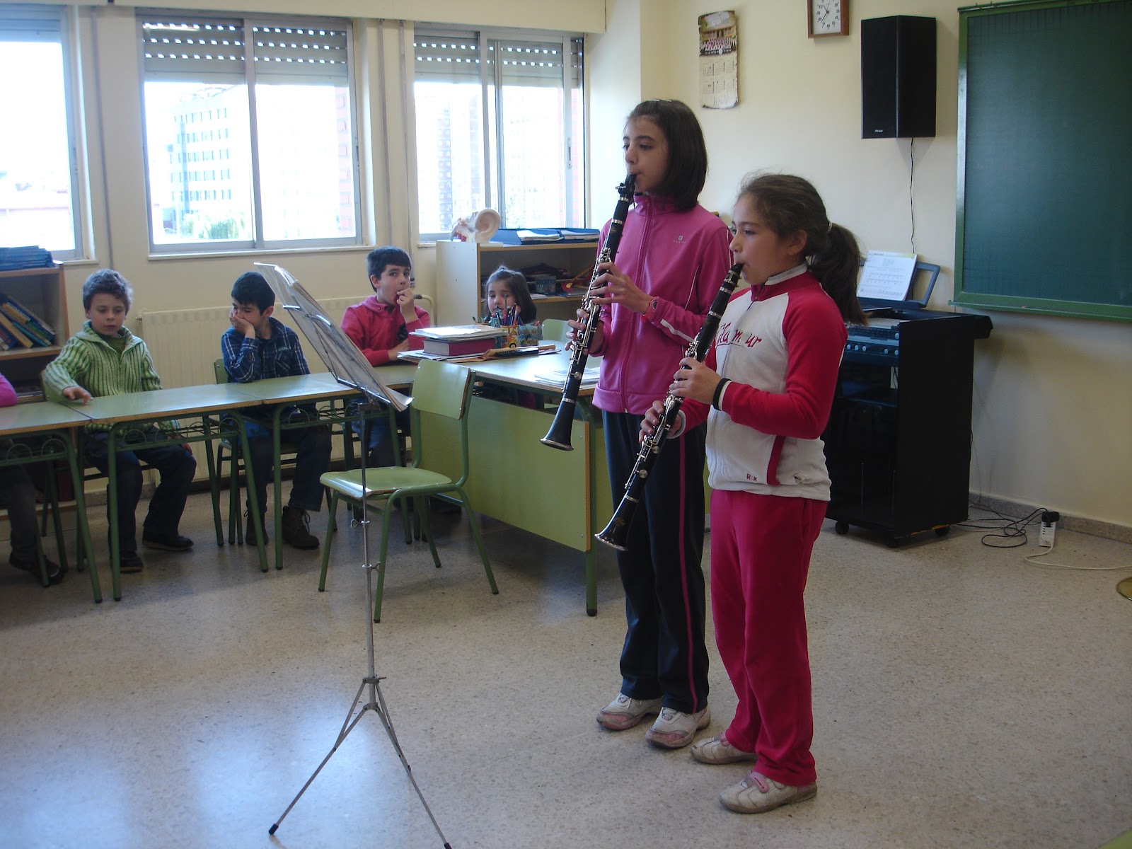 Aula de C.P.M. Gijón Nuestros en los colegios.