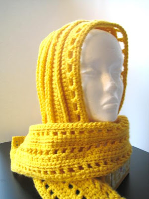  crocheted hooded scarf