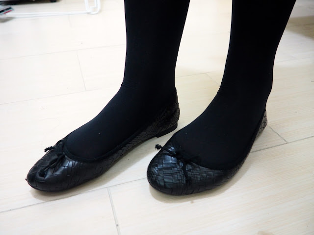 LBD - outfit shoe details of flat black ballet shoes, with scaly design