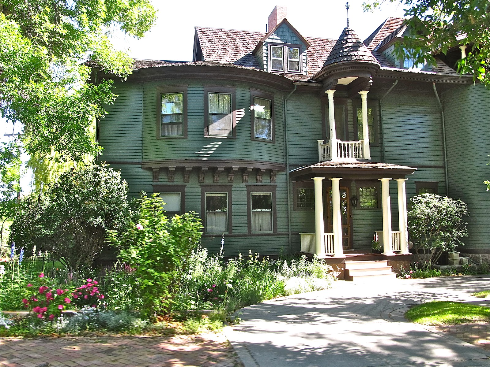 "CALGARY STAMPEDE TRIP" "MANSION DISTRICT OF HELENA"