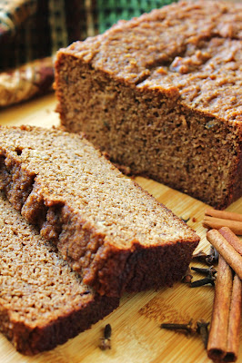chai spice banana bread made with almond flour, cinnamon, cloves