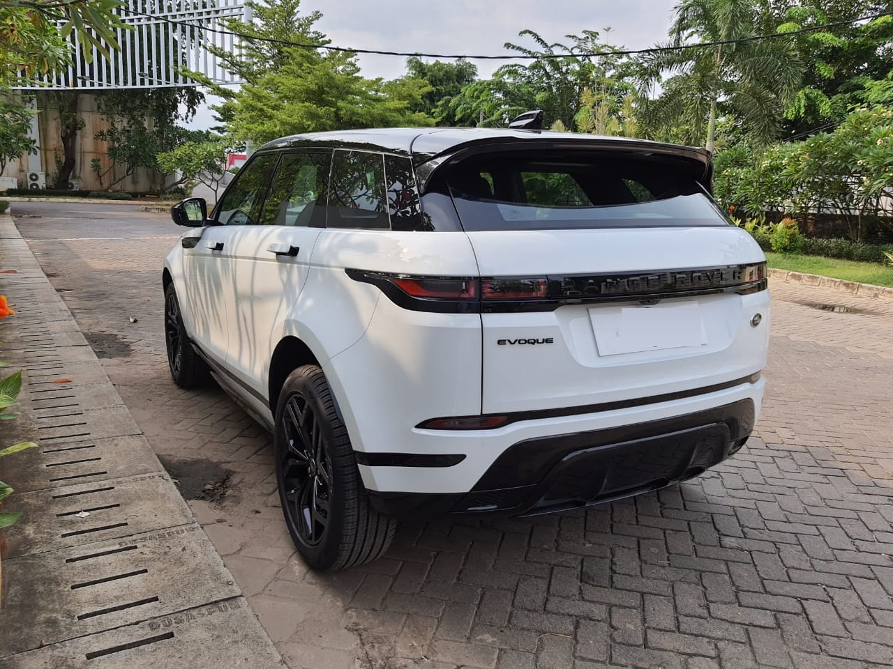 NEW  RANGE ROVER EVOQUE 2021