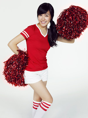 [FANYISM] [VER 6] Eye Smile(¯`'•.¸ Hoàng Mĩ Anh ¸.•'´¯) ♫ ♪ ♥ Tiffany Hwang ♫ ♪ ♥ Ngơ House - Page 15 Tiffany+Hwang+SNSD+cheerleader+red+pom+poms