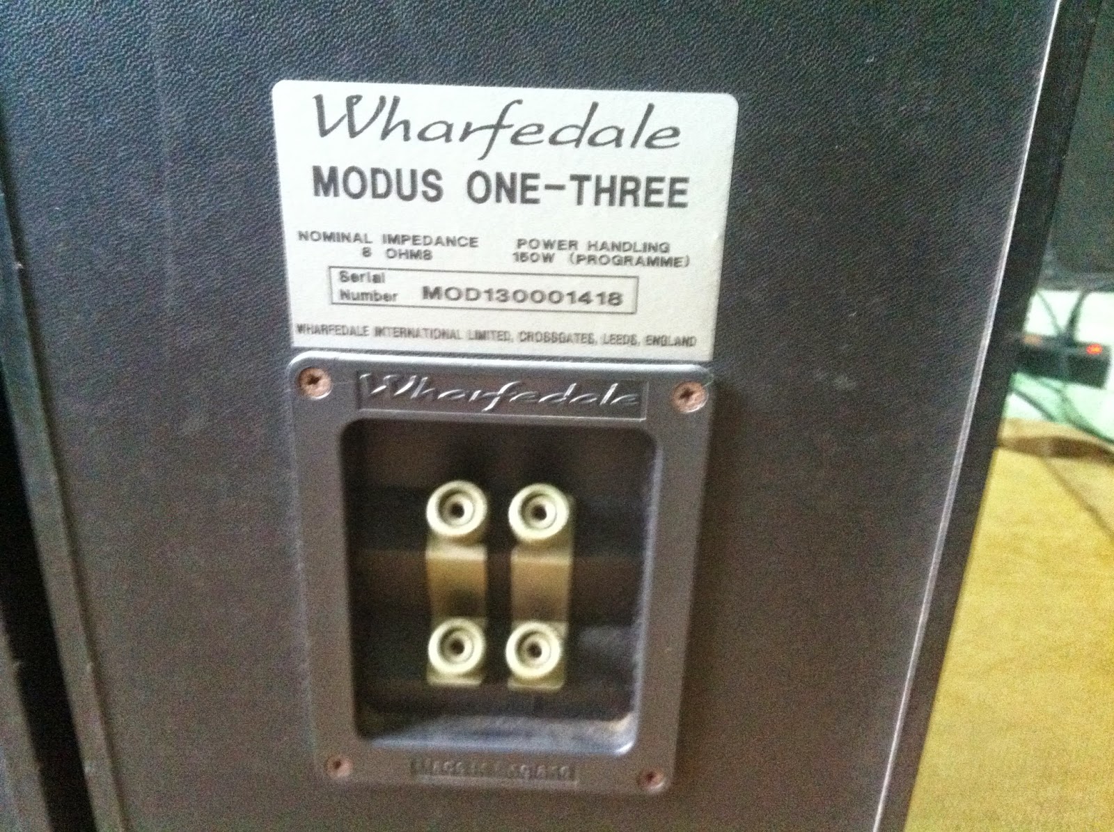Cận cảnh cầu loa Whafedale modus one three Cận cảnh cầu loa Whafedale modus one three