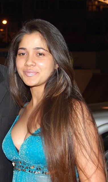 ... are famous among sexy Pakistani girls and young girls of Pakistan. ... are famous among sexy Pakistani girls and young girls of Pakistan.