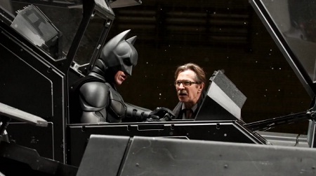 THE DARK KNIGHT RISES THE DARK KNIGHT RISES