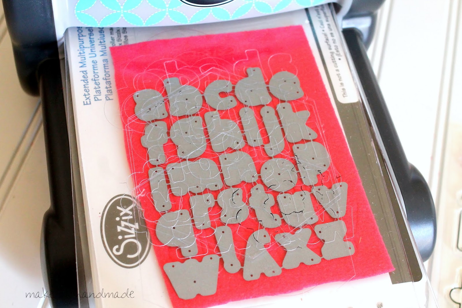 Learn to make reusable gift tags from felt scraps using your papercrafting tools! 