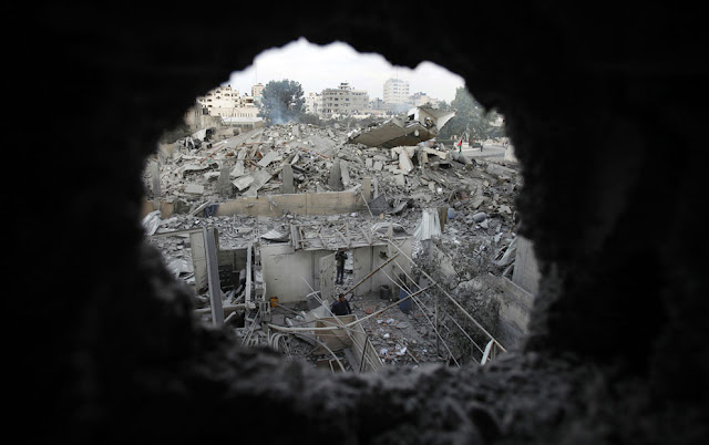[صور] غزة تحت النار Gaza+Under+Fire+%2830%29