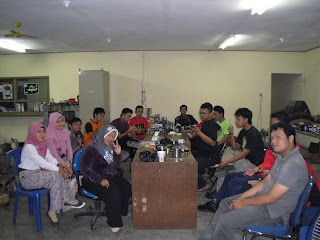 Meeting Pagi lagi diskusi :) Meeting Pagi lagi diskusi :)